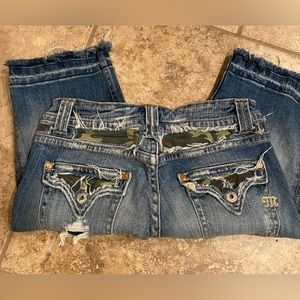 Miss Me sz 27 Distressed Camo Jean Shorts Women Bejeweled